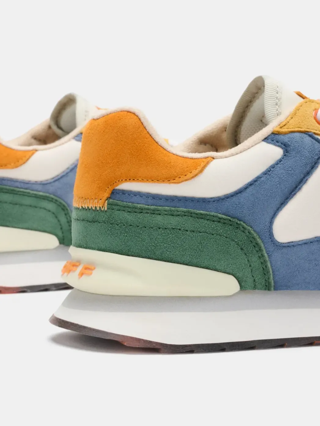 Hot Bangkok Heren Sneakers